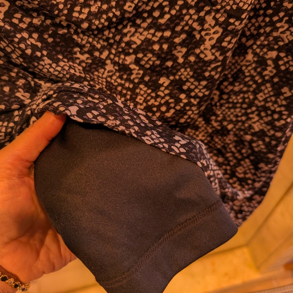 LOFT Black and White Patterned Dress - Picture 6 of 7